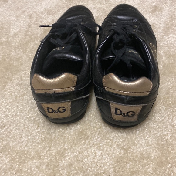 Elegant D&G Sneakers - Picture 2 of 3